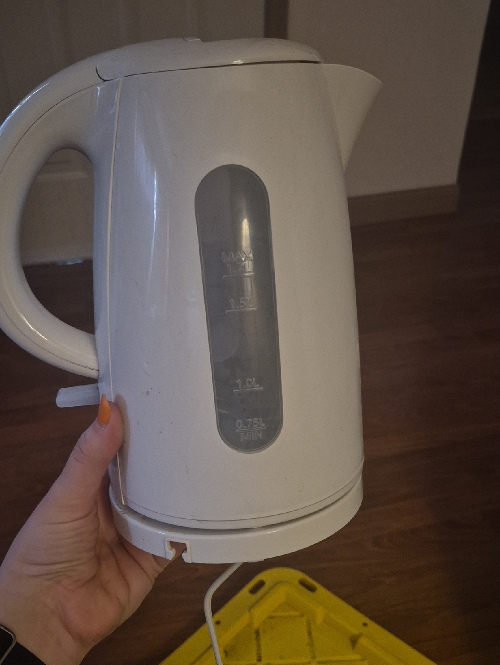 White Electric Kettle with Water Window